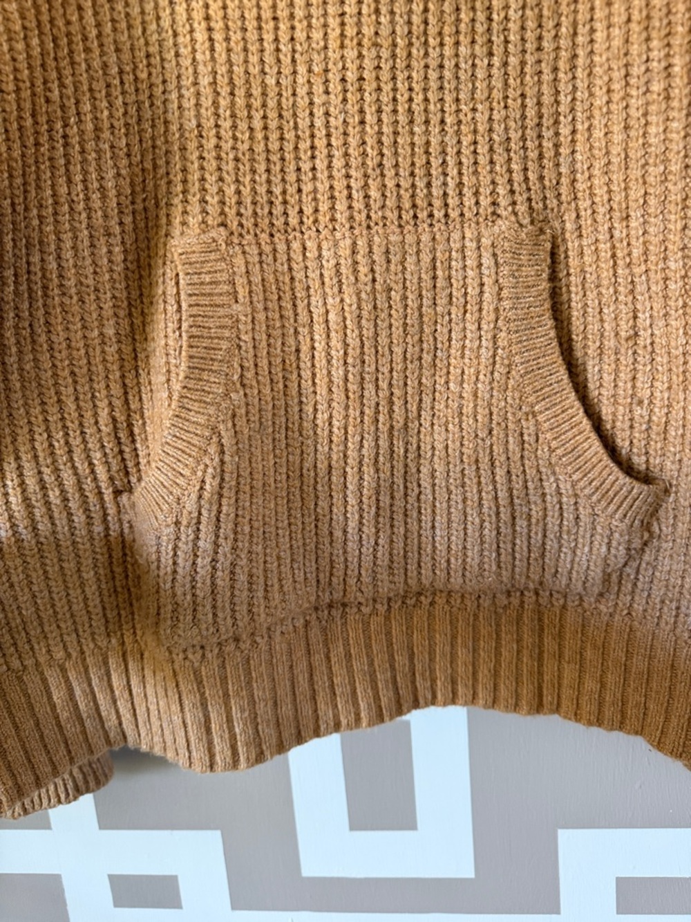 American Eagle Outfitters Women’s Camel Oversized Hoodie Sweater - Picture 3 of 6